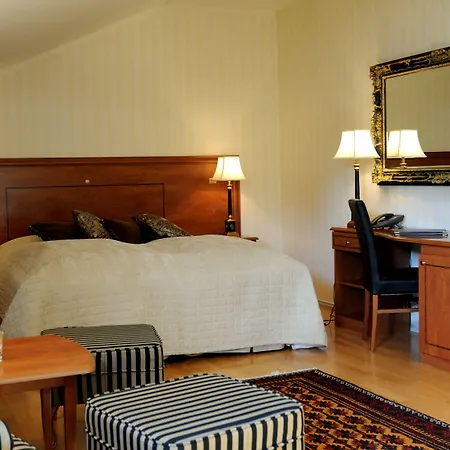 Lampeland Hotel