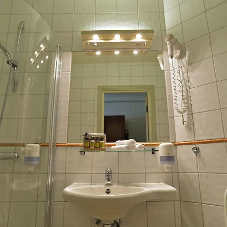 Lampeland Hotel 4*