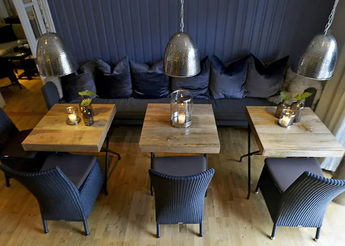 Lampeland Hotel Отель Lampeland