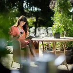 Ξενοδοχείο Lampeland Hotel 4*